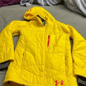 Under Armor hooded ski jacket yellow small EUC